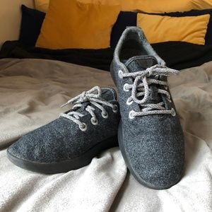 Allbirds tuke/black wool runner SZ: 9